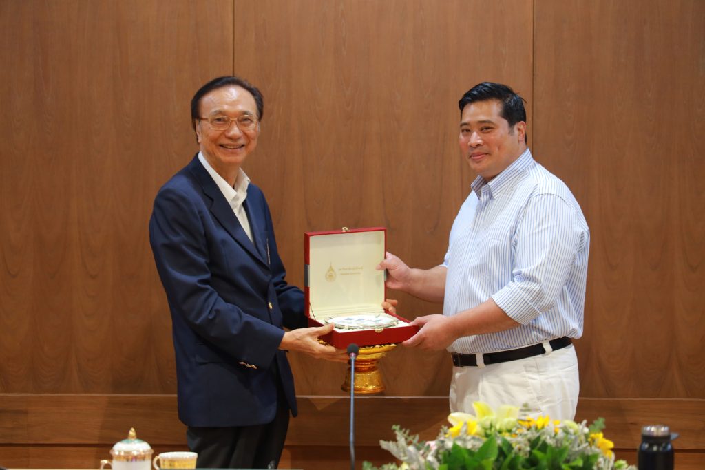 ท่านอ้น เยี่ยมชมหาวิทยาลัยวลัยลักษณ์